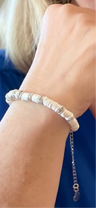 Bracelet perles plates Heishi blanc et brillants