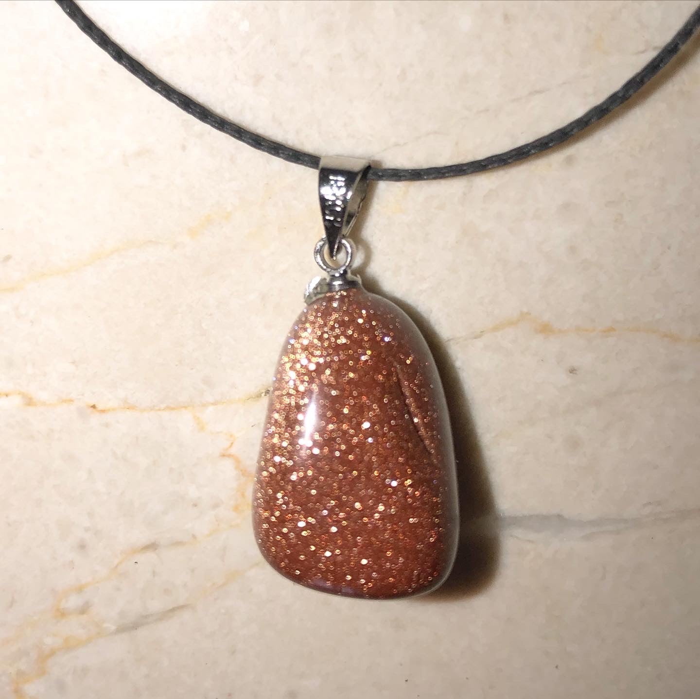 Pendentif en pierre « pierre de soleil »