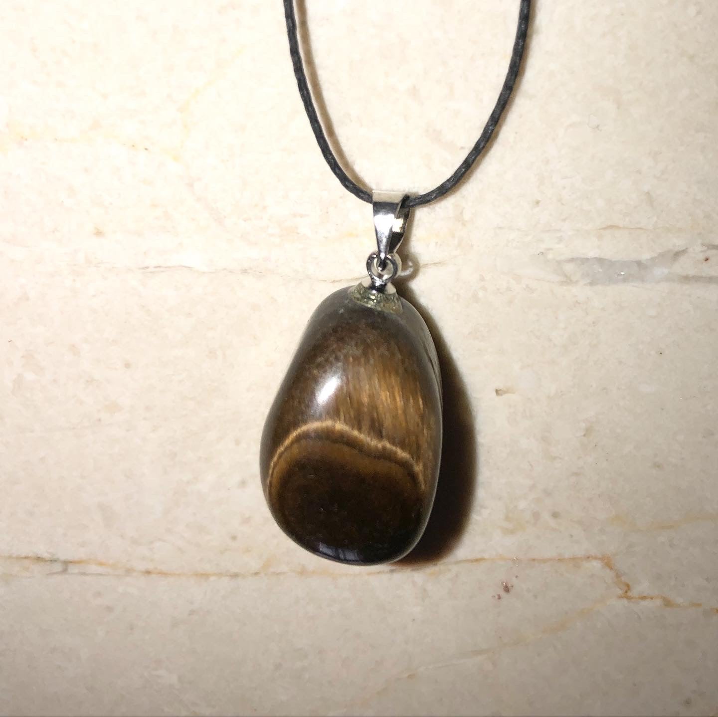 Pendentif pierre « oeil de tigre »