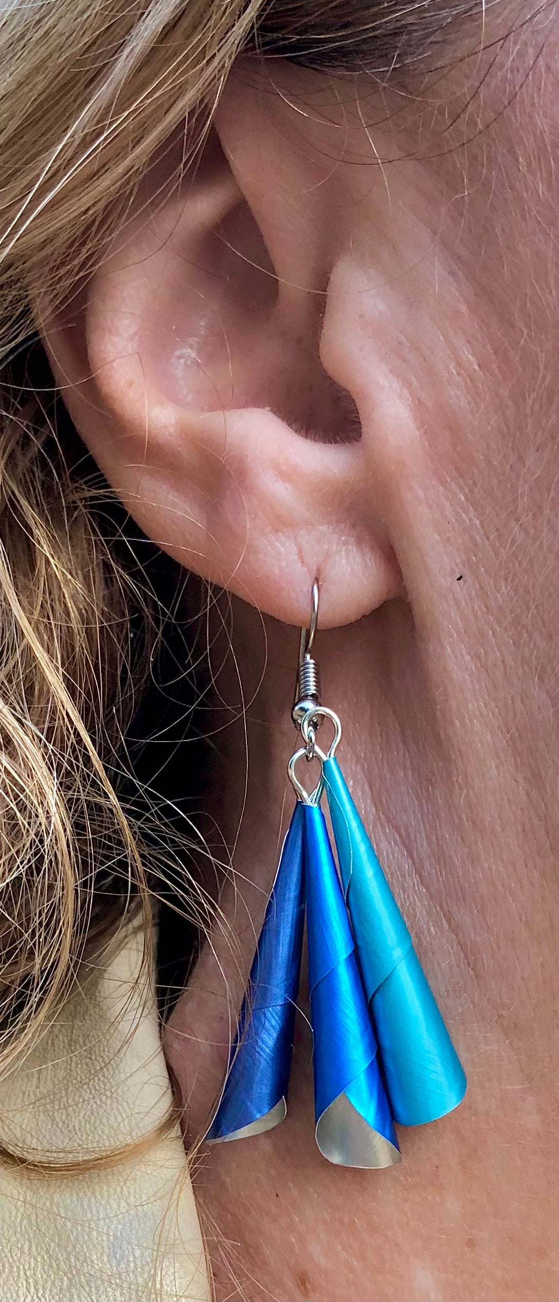 Boucles d’oreilles « cônes renversés »