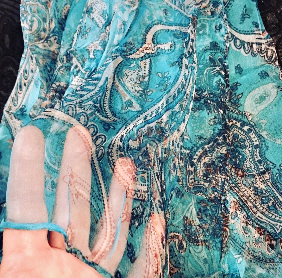 Foulard/écharpe en mousseline de soie