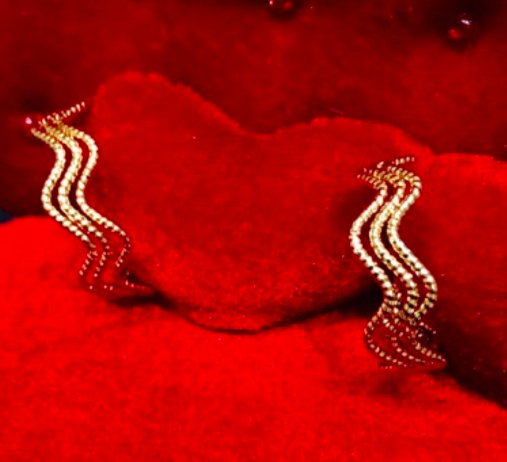 Parure Bracelet 3 joncs et créoles assorties motif « Vagues »