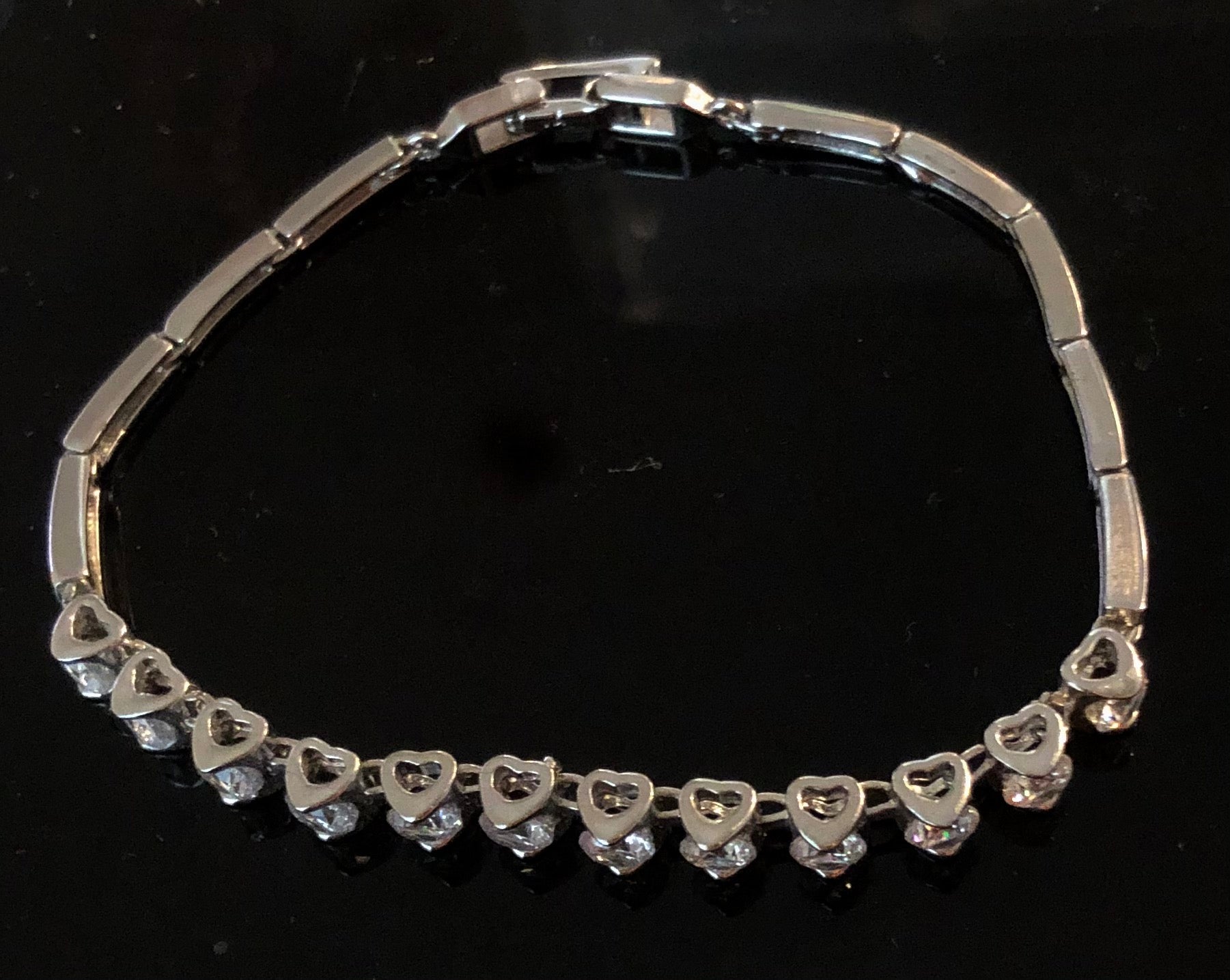 Bracelet souple plaqué or blanc et zirconiums