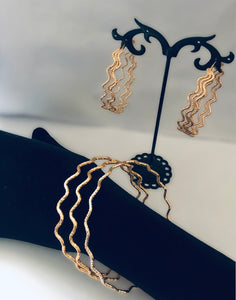 Bracelet plaqué or 3 joncs motif « Vagues »