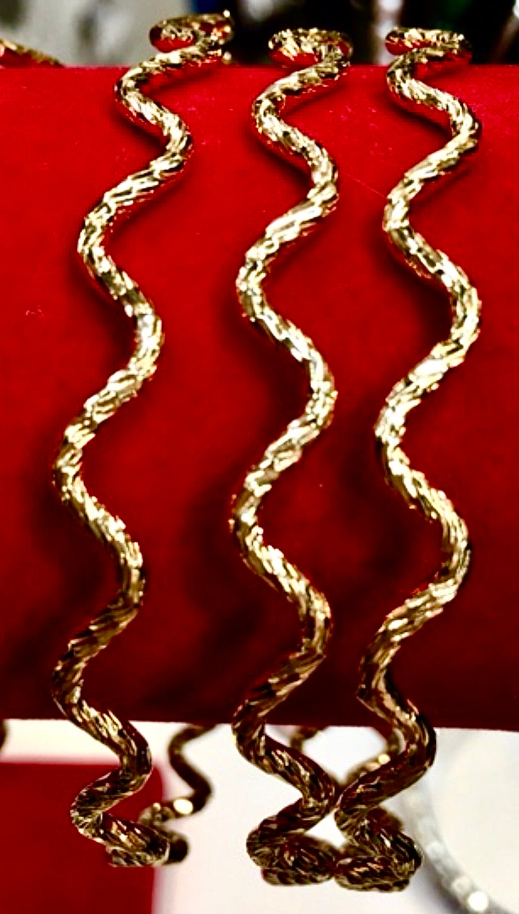 Bracelet plaqué or 3 joncs motif « Vagues »