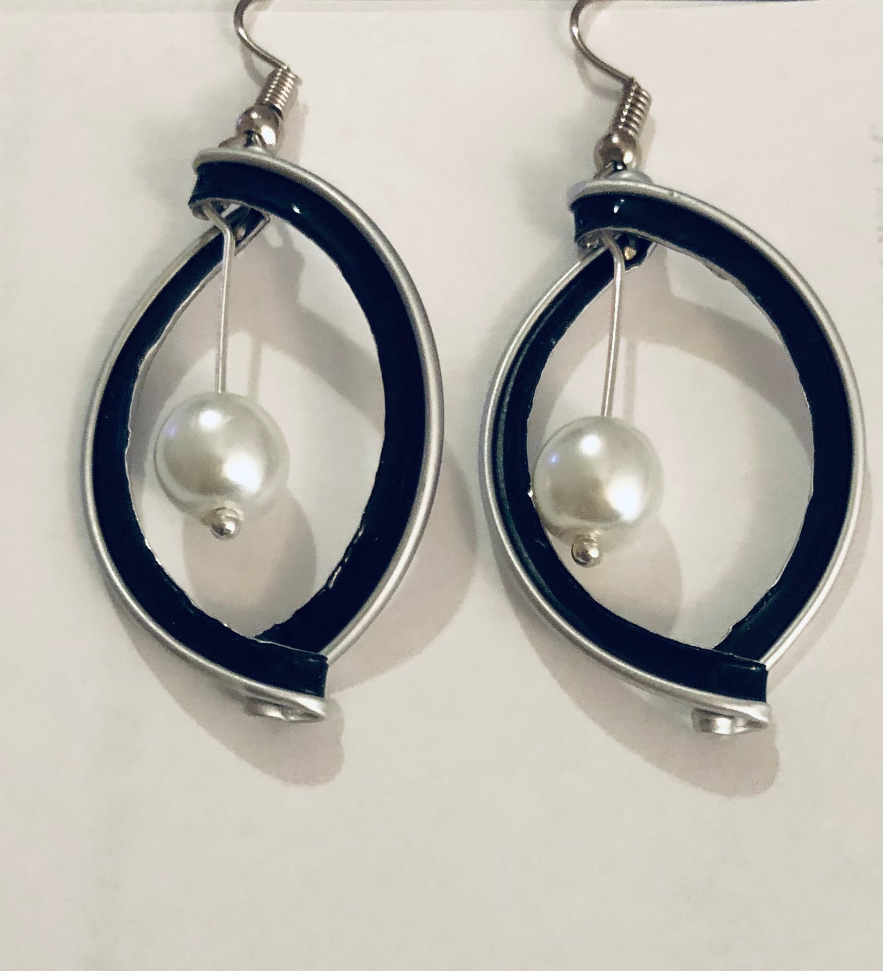 Boucles d’oreilles  « Gouttes » et perle