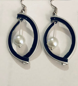 Boucles d’oreilles  « Gouttes » et perle