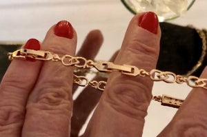 Bracelet réglable en plaqué or et zirconiums