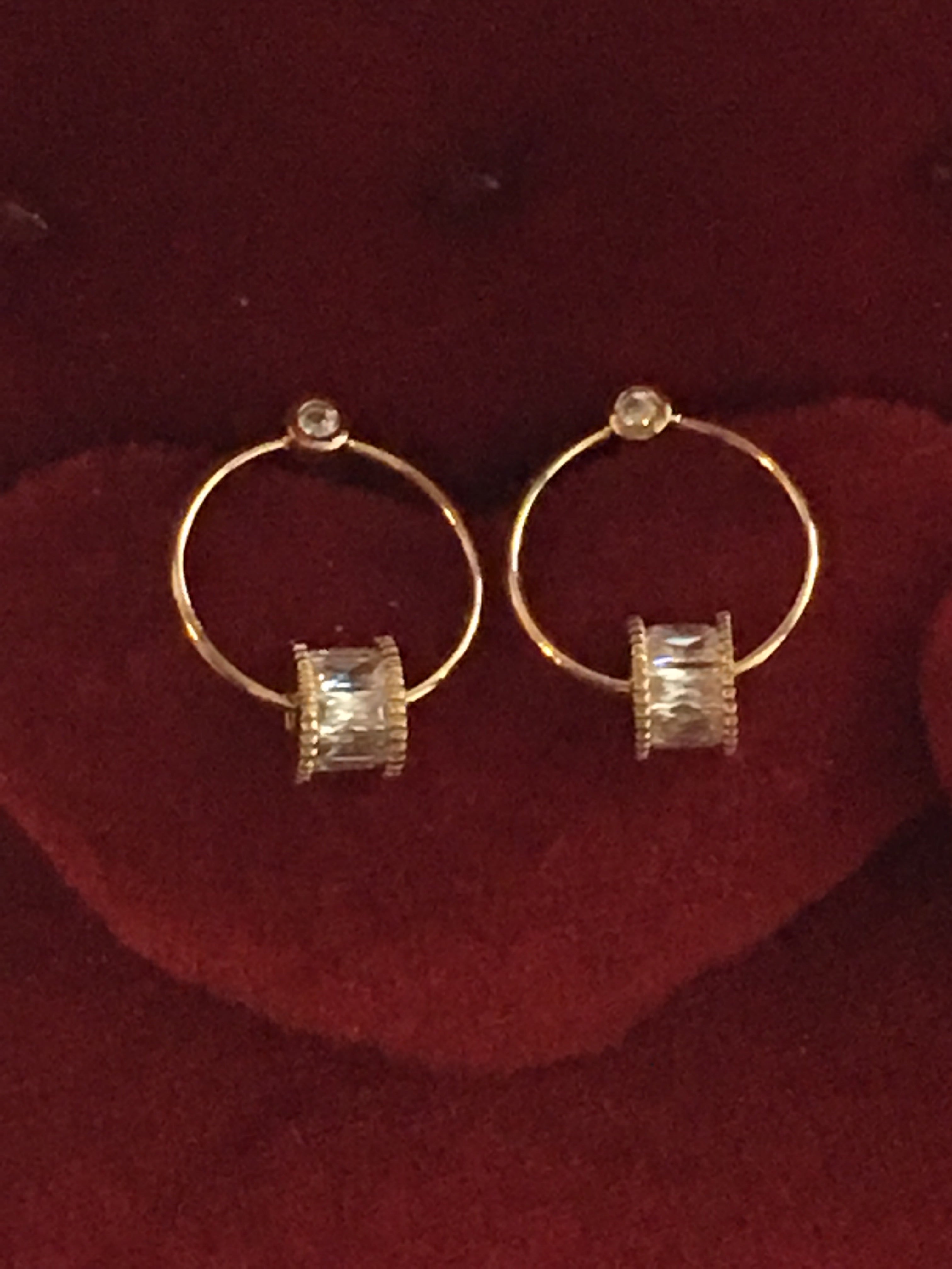 Boucles d'oreilles "tournantes" plaqué or blanc ou jaune
