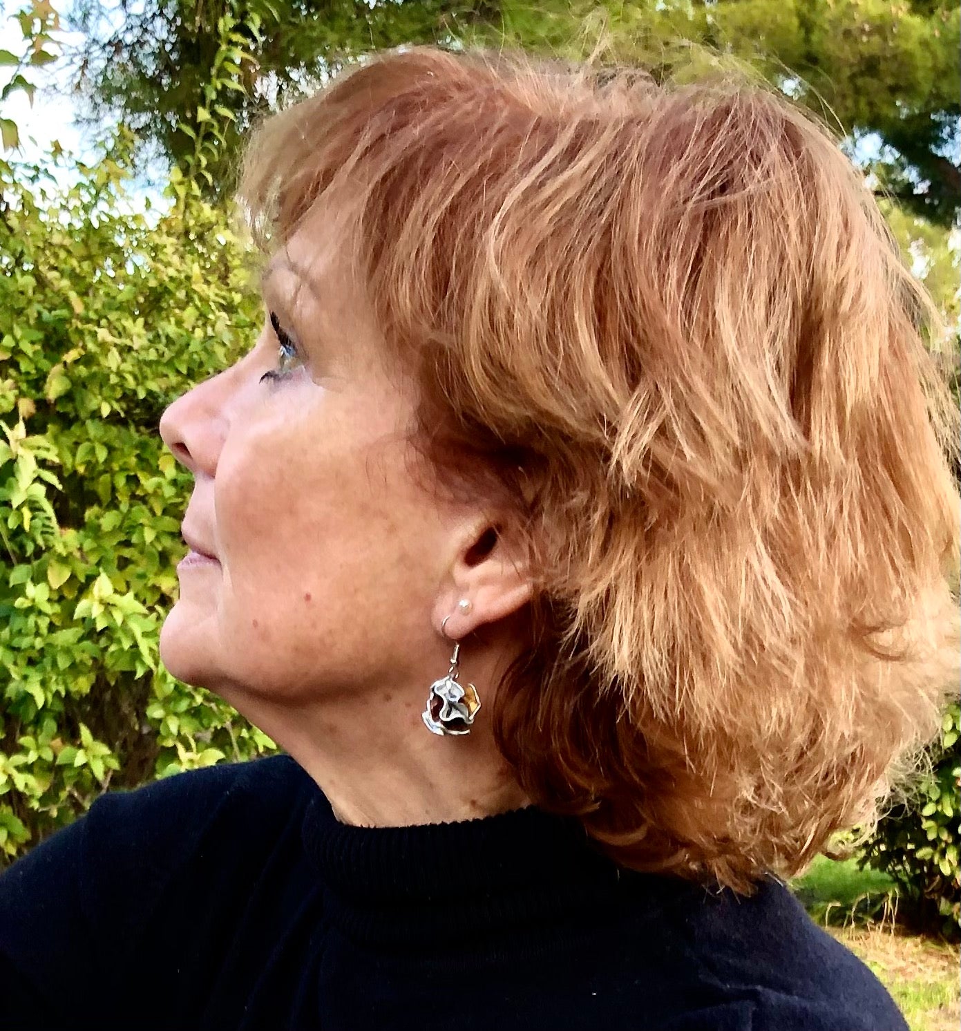 Boucles d’oreilles boule fleur pendantes