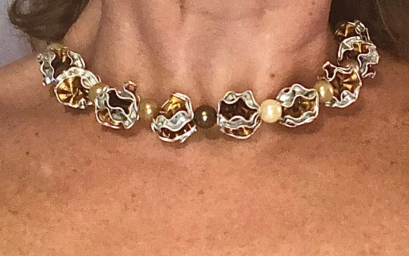 Collier « Boules Fleurs »