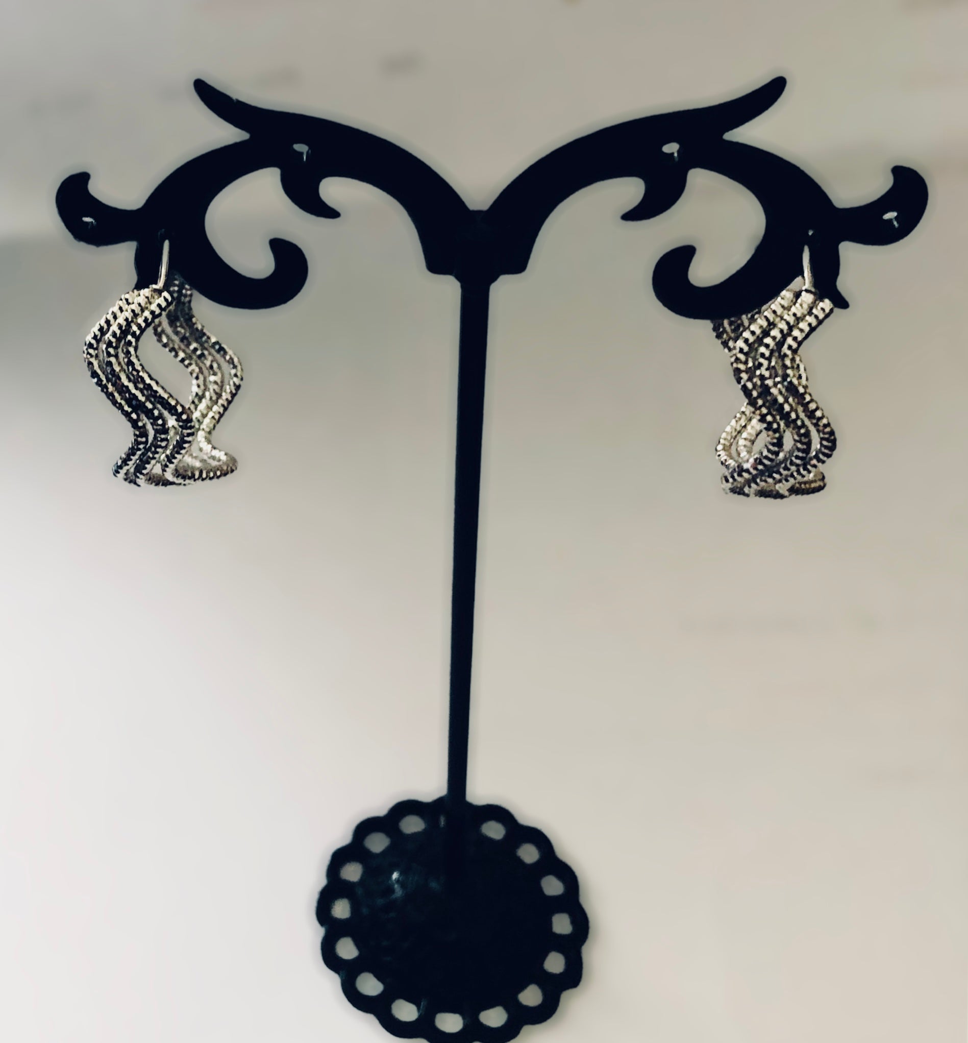Boucles d’oreilles motif « Vagues », créoles, 3 anneaux