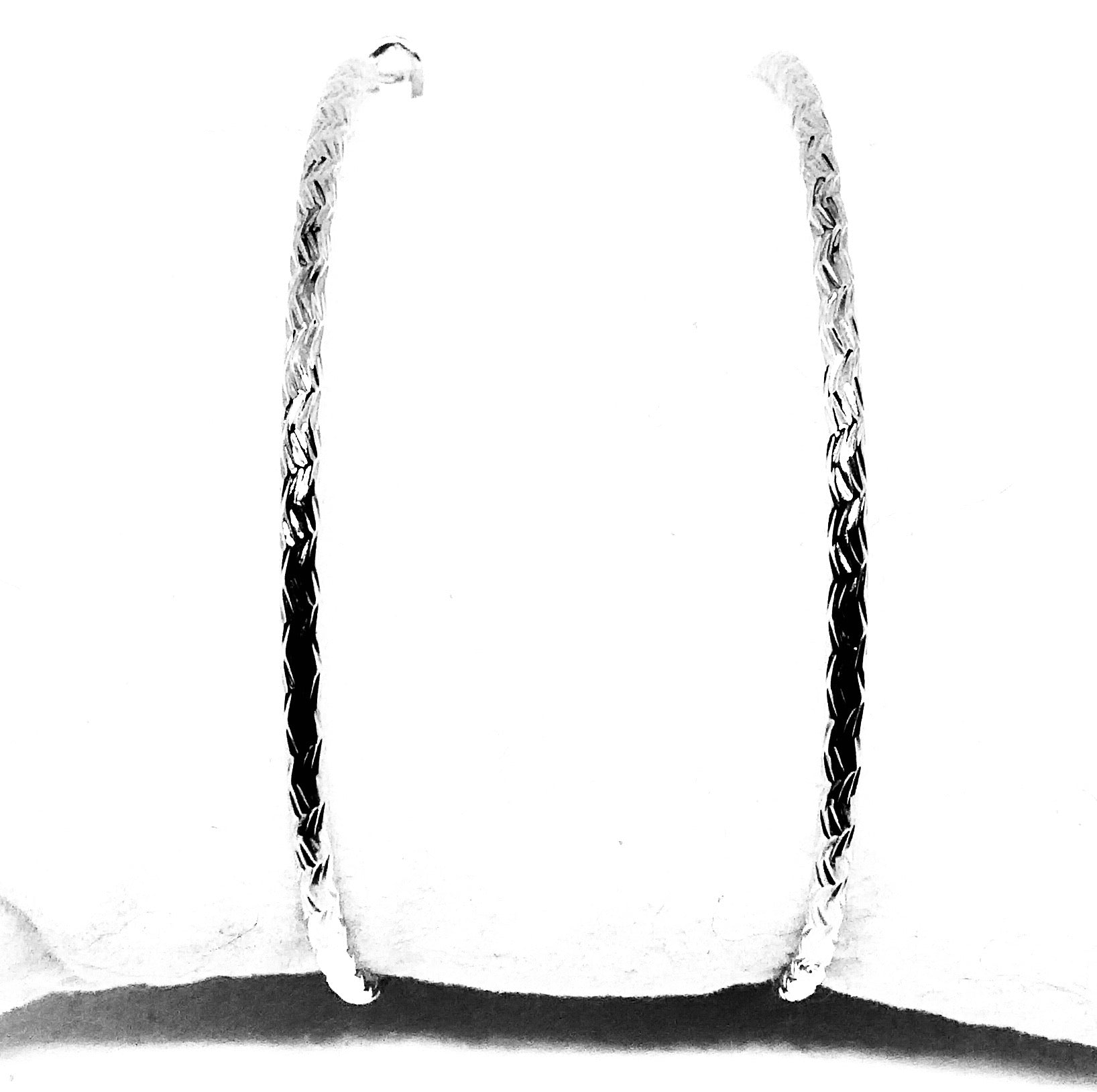 Créoles stylisées en plaqué or blanc