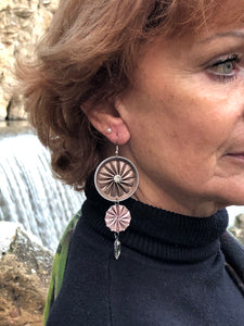 Boucles d’oreilles « fleurs » longues