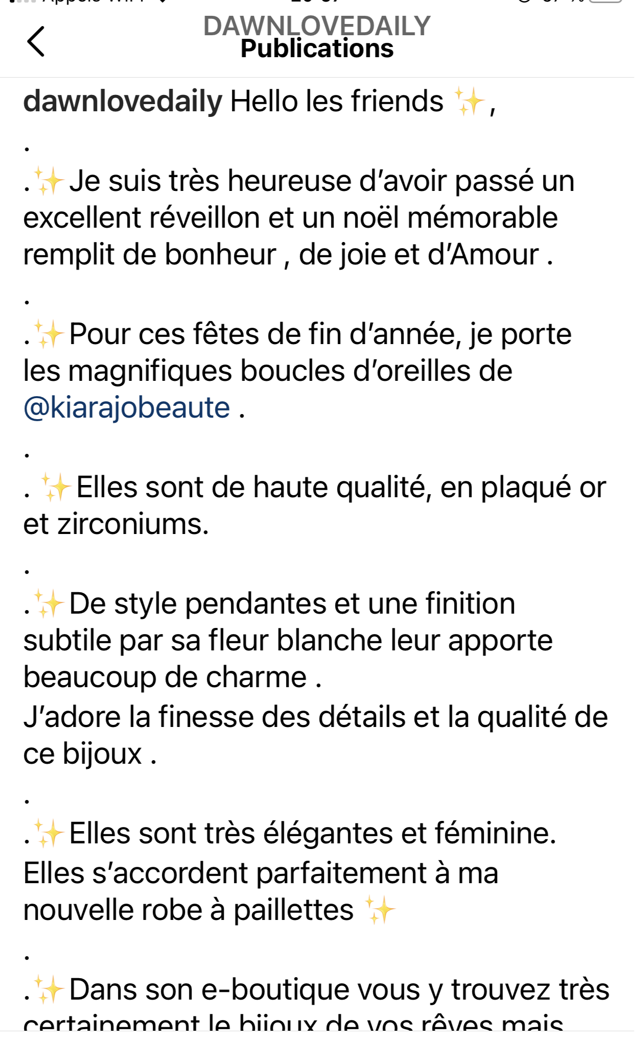Boucles d’oreilles fleurs blanches