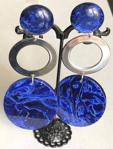 Boucles d’oreilles longues, bleu marbré