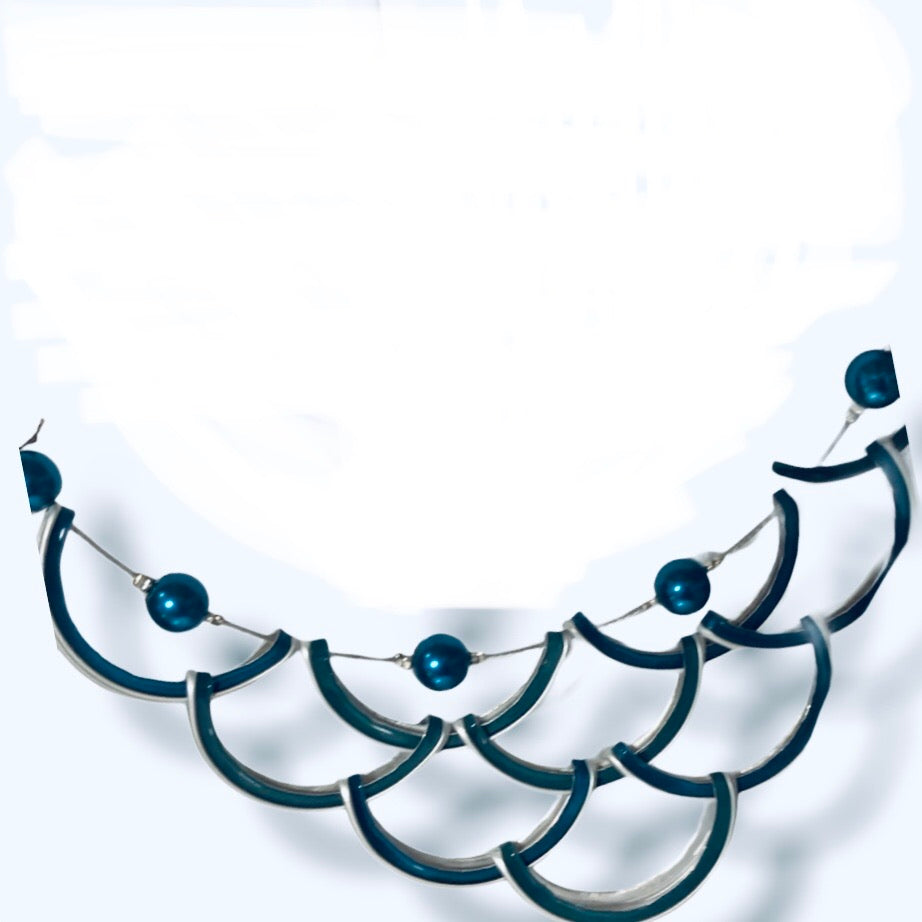 Collier plastron perles